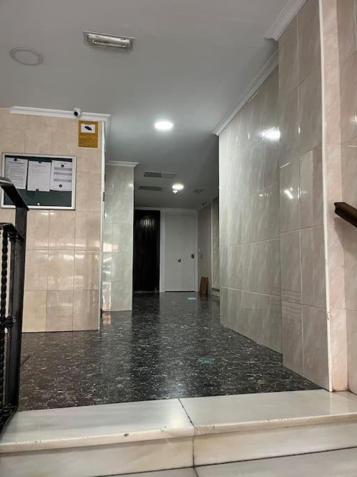 New Spacious And Cozy Apartment - Málaga Extérieur photo