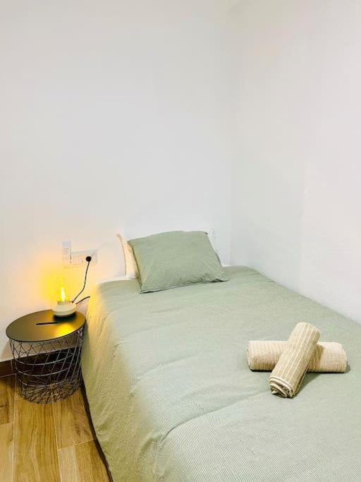 New Spacious And Cozy Apartment - Málaga Extérieur photo