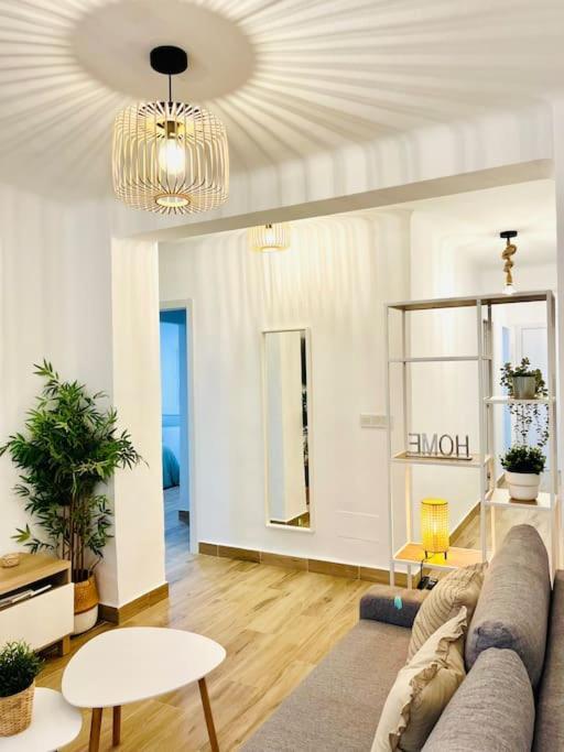 New Spacious And Cozy Apartment - Málaga Extérieur photo